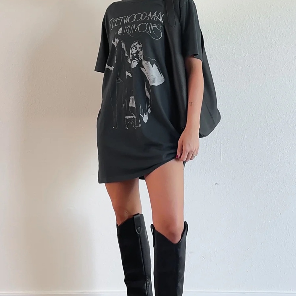 DAYDREAMER FLEETWOOD MAC RUMORS TEE DRESS - Picture 2 of 6